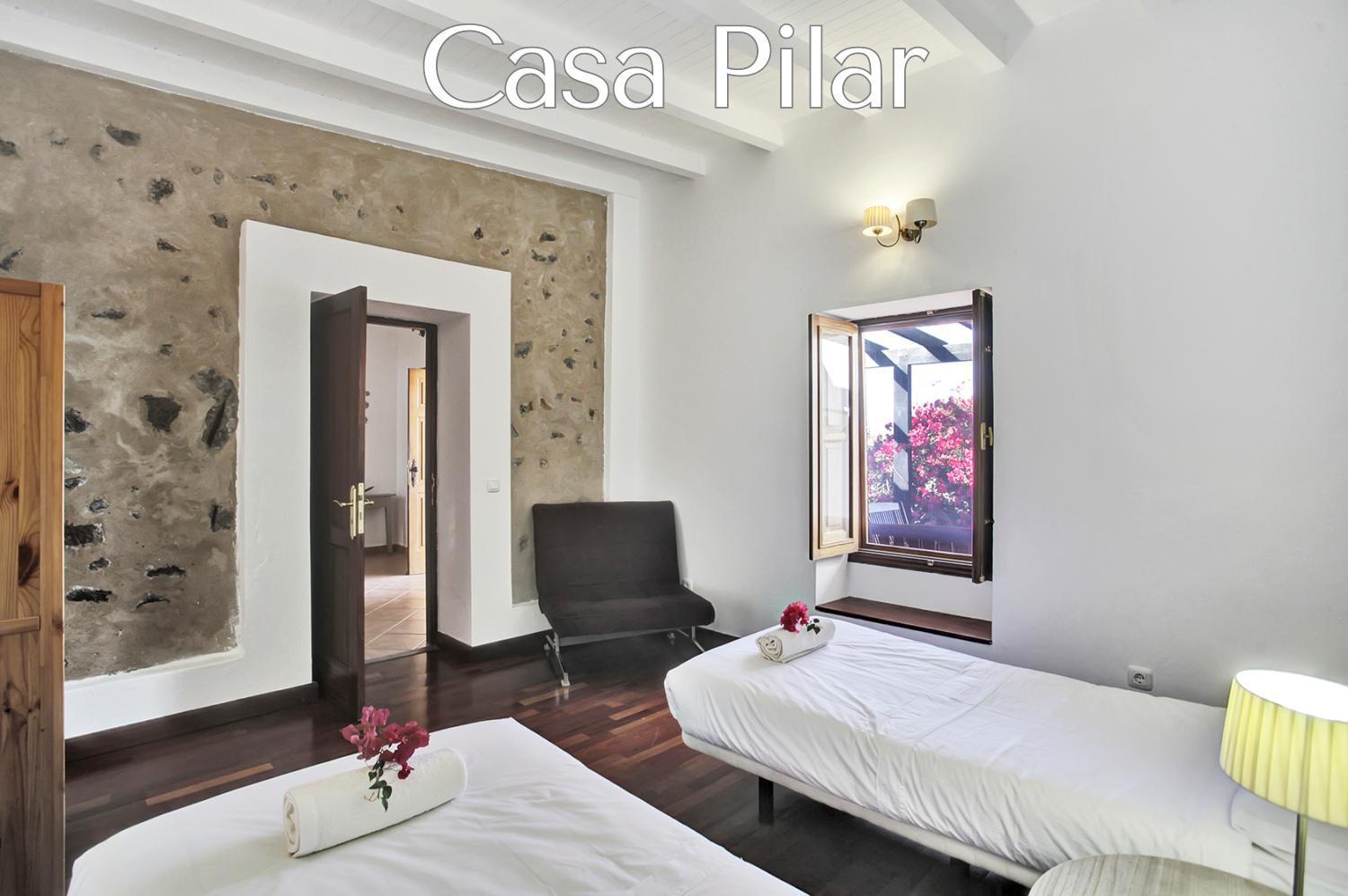 Casa Pilar, Aurora Y Tarabilla En Finca Ecologica Teguitar Exterior foto